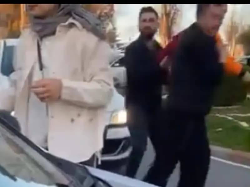 Kahramanmaraş'ta Kaza Sonrası Çocukların Çığlıkları Arasında Kavga