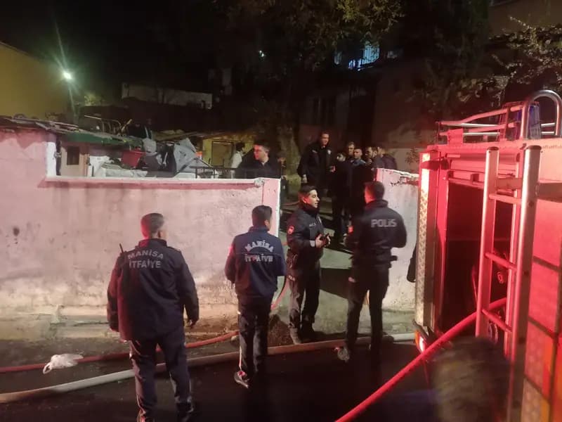 Manisa'da Kadın, Kayınvalidesi ve Kayınpederinin Evini Kundakladı