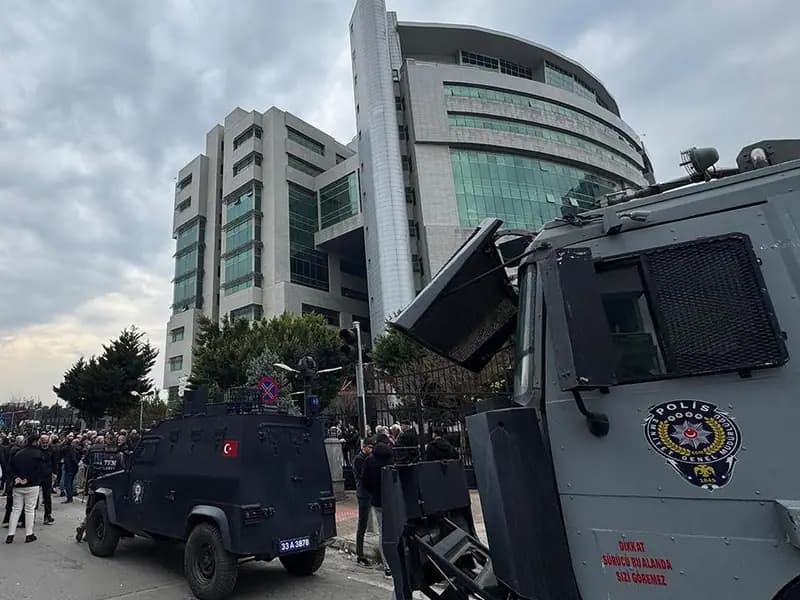 Akdeniz Belediye Başkanı Sarıyıldız'a görevlendirme yapıldı