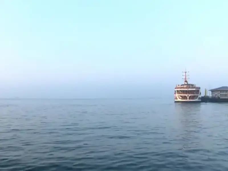 İstanbul Boğazı Gemi Trafiğine Açıldı: Neler Oluyor?