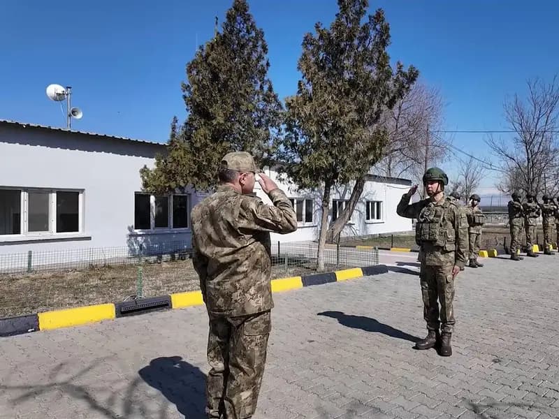 Kara Kuvvetleri Komutanı Tokel, Iğdır ve Nahçıvan’ı Ziyaret Etti