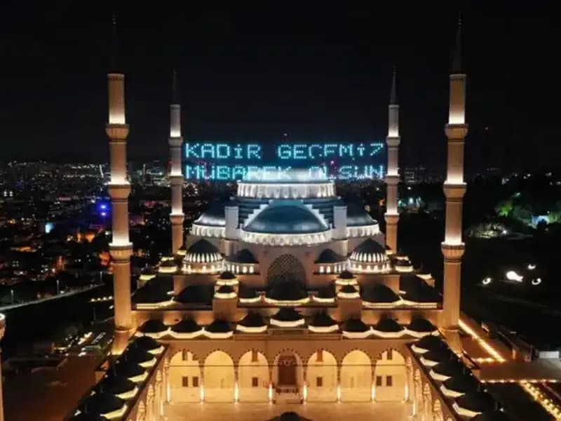 2025 Kadir Gecesi Ne Zaman? Ramazan'ın Crescendo Noktası