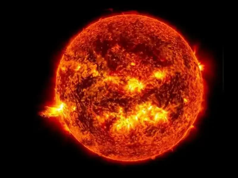 Güneş’teki İki Büyük Patlama: Dünya’yı Tehdit Eden Fırtına Geliyor!