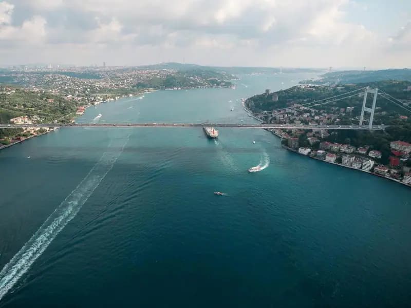 İstanbul Boğazı'nda Gemi Trafiği Kısıtlaması Kaldırıldı