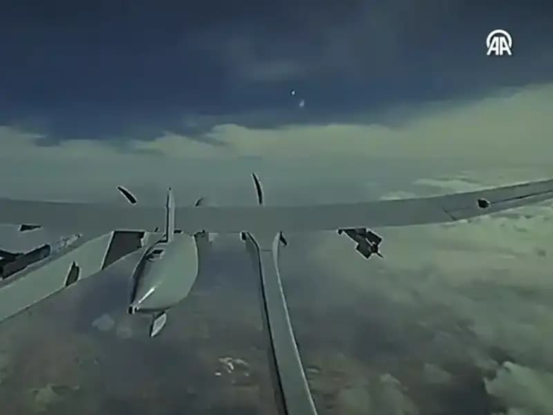 Aksungur İnsansız Hava Aracı, ASELSAN Mühimmatlarıyla Hedefleri Vuruyor