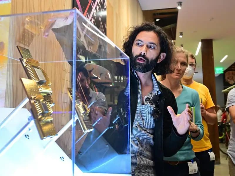 Google'dan Yeni Kuantum Çipi Tanıtıldı