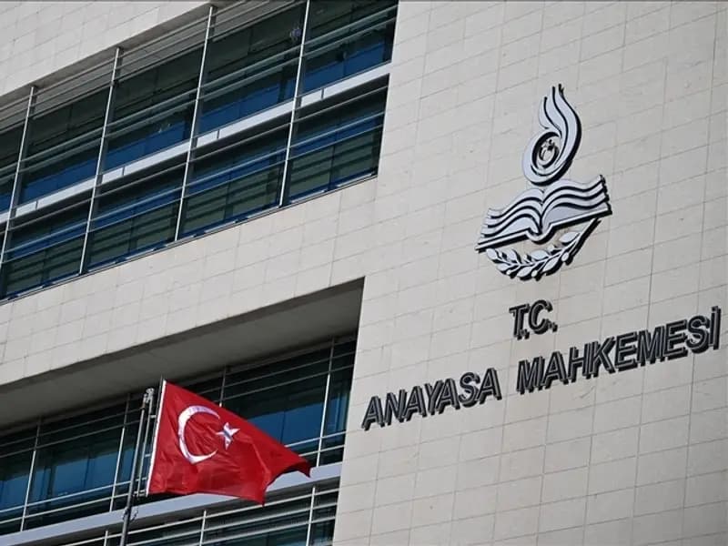 Anayasa Mahkemesi'nden Adalet Partisi Amblemi İptali Kararı