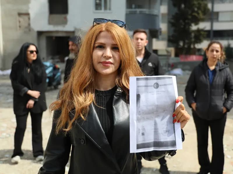 Adana'da İnşaatı Tamamlanmayan Daireler İçin Eylem Düzenlendi