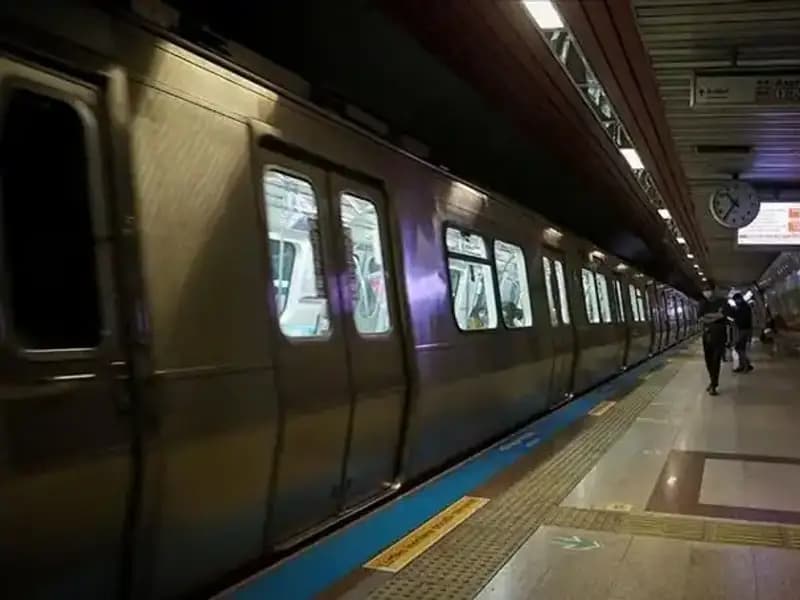 İstanbul’da Eylem Yasağı Üçüncü Günde: Metrolar Hangi Duraklarla Hizmet Vermiyor?