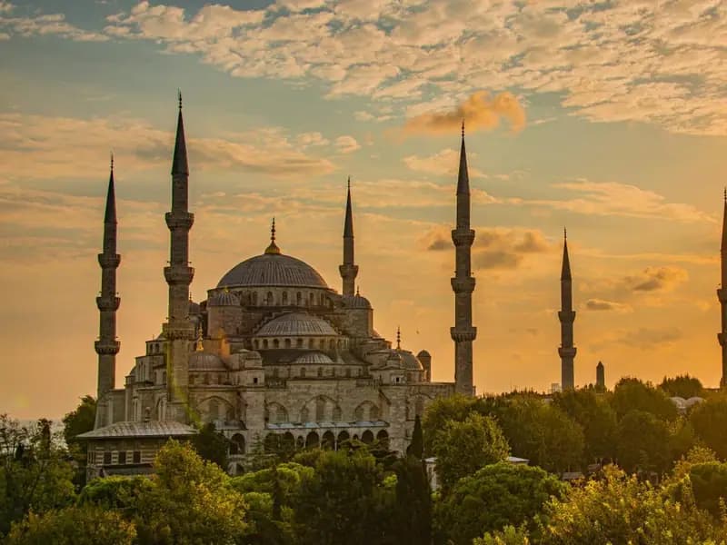 'Rahmet ve Bereket Mevsimi' Üç Aylar Yarın Başlıyor!