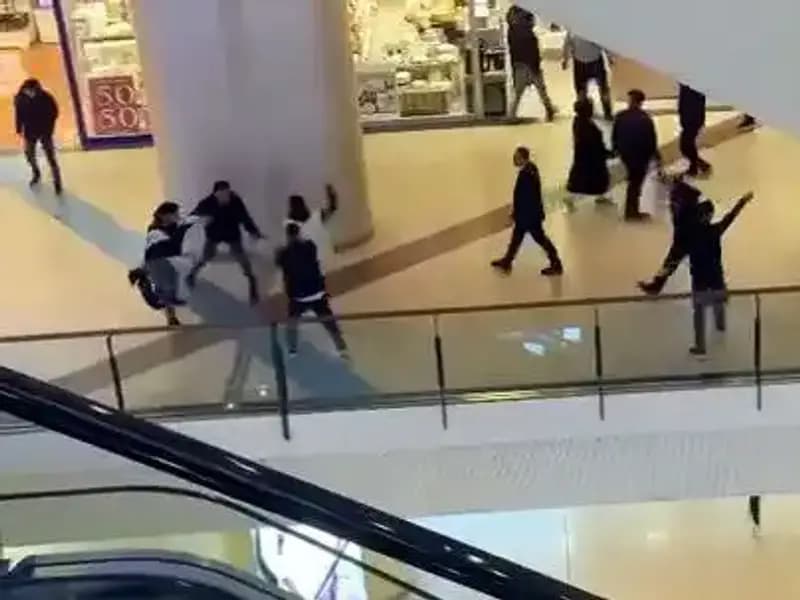 İstanbul AVM'sinde Neden Arka Arkaya Kavga Çıktı? Detaylar Şaşırtıcı!
