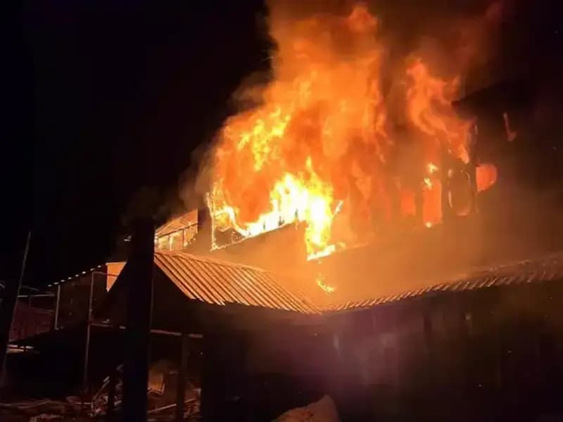 Uludağ'da Denetimle Kapatılan Otelde Yangın Çıktı: Detaylar Ortaya Çıktı