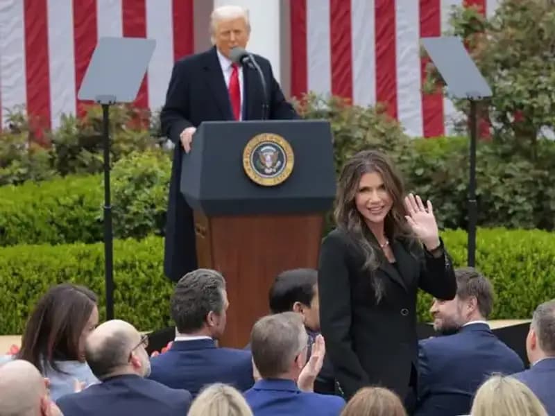 Fenomen Bakanın Skandal Açıklamaları Ülke Siyasetini Sarstı
