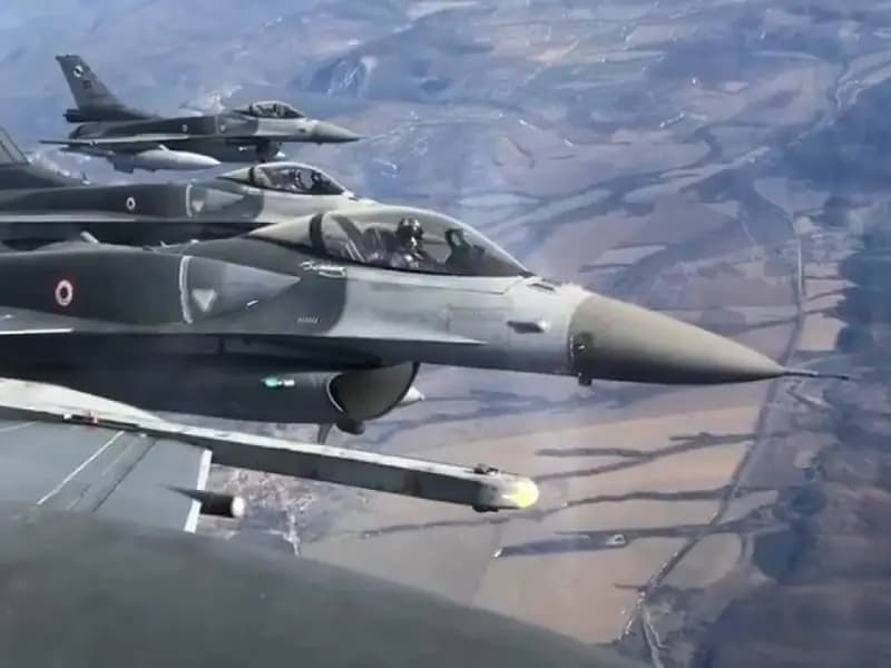 TSK'dan Zap'a hava operasyonu: 11 terörist öldürüldü