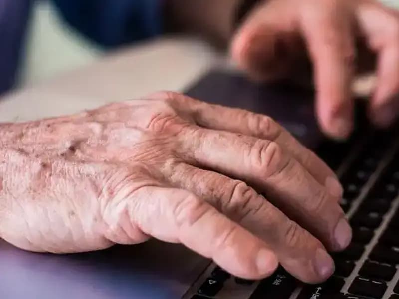 Dijital Dünyanın Gücü: Teknoloji Kullanımının Demansa Etkileri