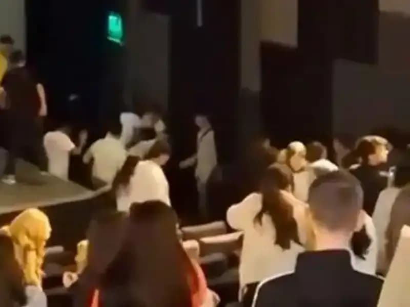 Rapçi Çakal'ın Hayranları Arasında Büyük Kavga! Sebebi Ne?