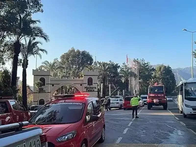 Muğla'da Beş Yıldızlı Otelde Korkutan Yangın: Misafirler Tahliye Edildi