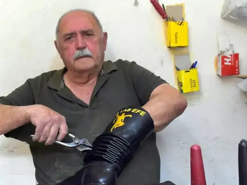 Tireli Hasan Usta: 64 Yıldır Mesleğini Sürdüren Efsane Usta