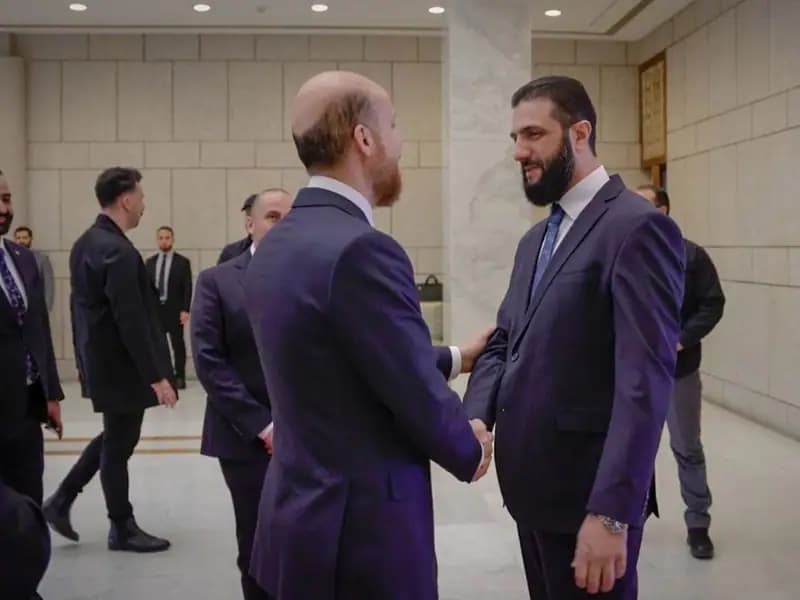 Bilal Erdoğan Öncülüğünde Türk Heyeti Emevi Cami'de Gaziantep Halıları Sergiledi