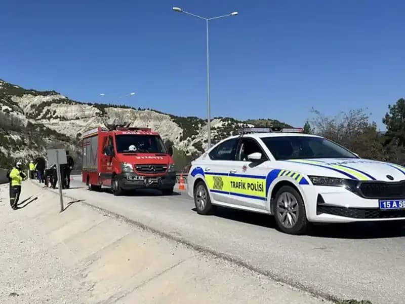 Burdur'da Trajik Kaza: İkisi Çocuk Dört Kişi Yaralandı