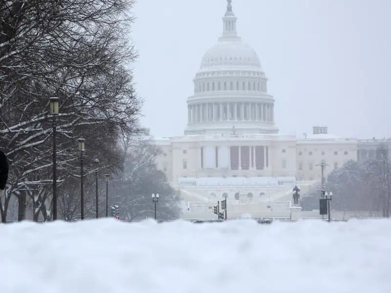 ABD'de Kar Alarmı: 7 Eyalette Acil Durum İlan Edildi
