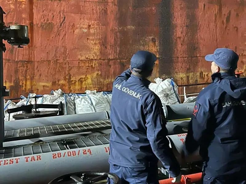 Denizi kirleten gemiye 39 milyon lira ceza