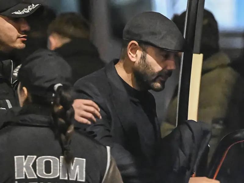 Beşiktaş Belediye Başkanı Akpolat Görevden Uzaklaştırıldı