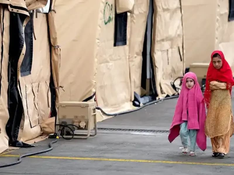 ABD’nin Yardım Kesintisi: Afgan Çocukları İçin Yeni Bir Kriz Mi Başlıyor?