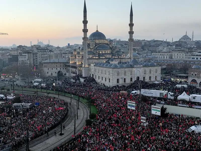 Dünya Liderleri İstanbul'da Bir Araya Geldi
