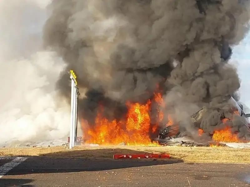 Güney Kore'de Yolcu Uçağı Kaza Yaptı: En Az 122 Ölü