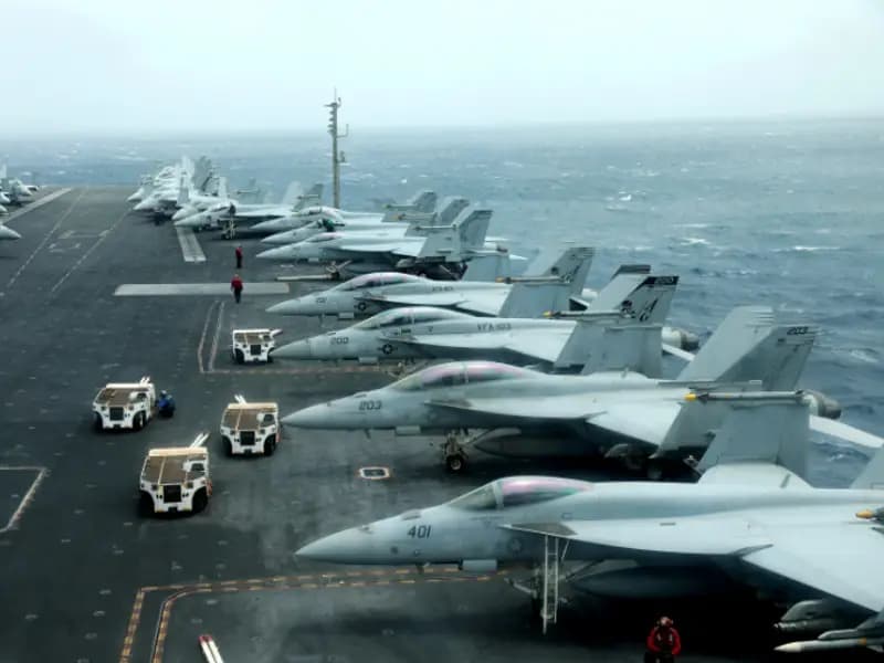 İran, ABD Savaş Uçaklarını Vurduğunu Açıkladı