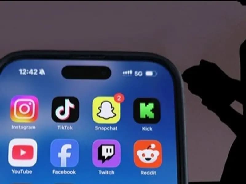 Fransa'da 15 Yaş Altı Çocuklar İçin Sosyal Medya Kısıtlaması