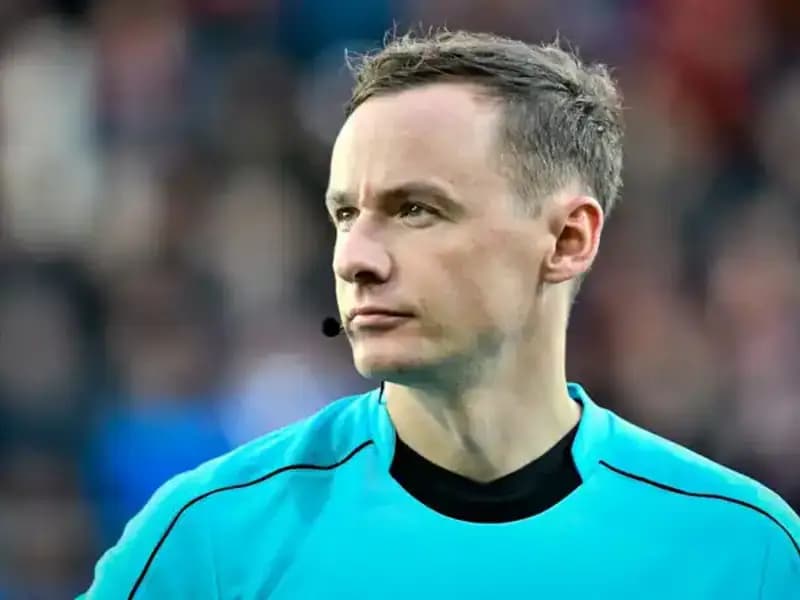 Fenerbahçe-Samsunspor Maçında Yabancı VAR: Raczkowski'nin Seçimi Neleri Getiriyor?