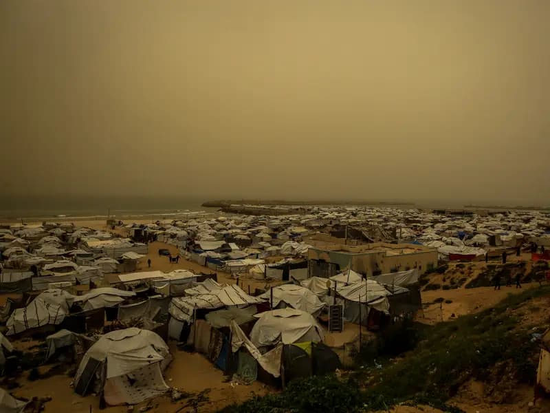 Gazze’de Kum Fırtınası Hayatı Zorlaştırıyor