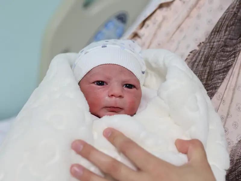 2025 Yılının İlk Bebekleri Dünyaya Merhaba Dedi!