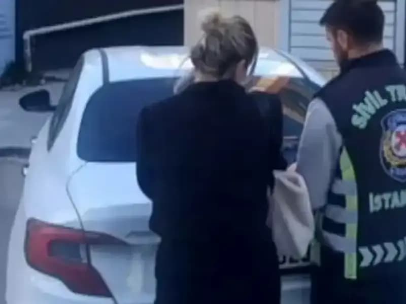 Kadıköy'de Drift Yapan Kadın Sürücüye Şaşırtan Ceza: 48 Bin Lira!