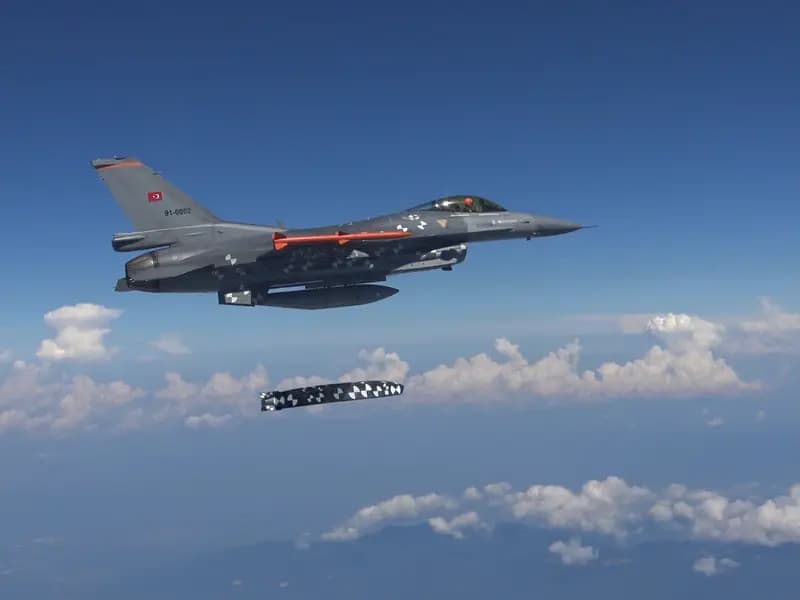 Milli Seyir Füzesi SOM-J'nin Başarılı Atış Testi Gerçekleşti