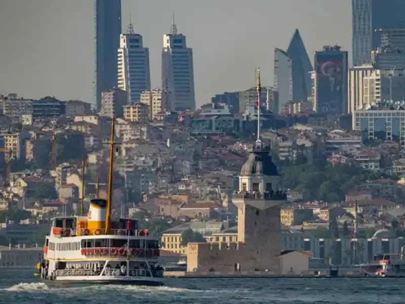 İstanbul’a Hafta Sonu Yaz Havası Geliyor: Plajlar Hazır!