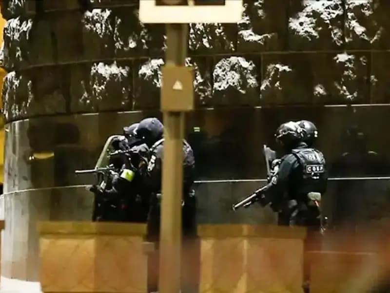 Rusya'da Korkunç Silahlı Saldırı: Çatıdan Rastgele Ateş Açtı