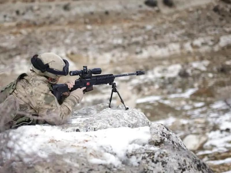 Irak ve Suriye Sınırında 5 Terörist Öldürüldü