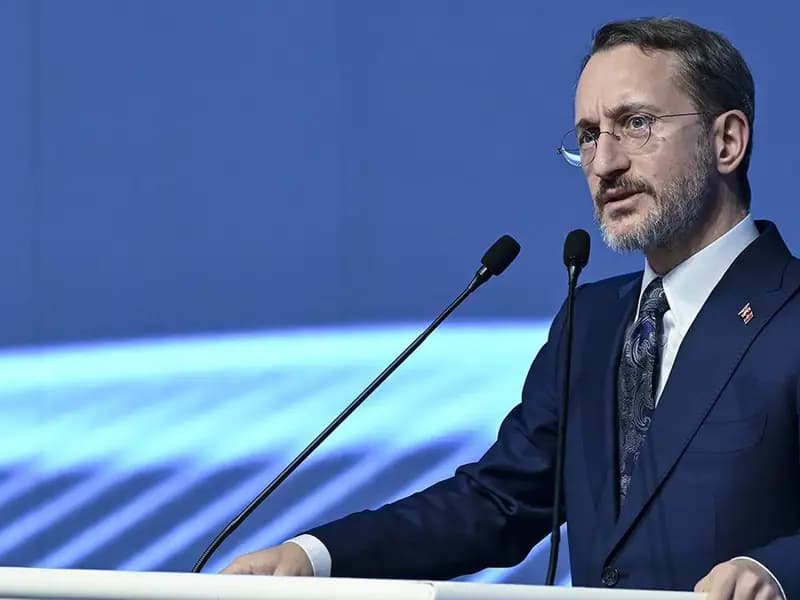 İletişim Başkanı Altun'dan TRT World'e Tebrik