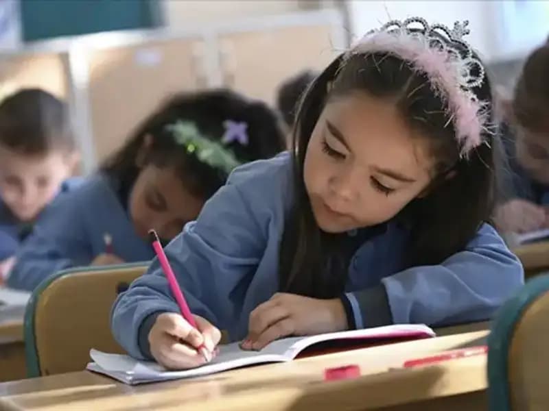 Okullar Ara Tatil Sonrası Ne Zaman Açılacak? 2024-2025 Takvimi!