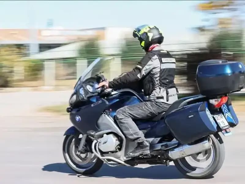 Motosiklet Sürücüsüne Kesilen Fazla Yolcu Cezası Mahkeme Tarafından İptal Edildi