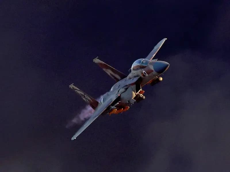 İran, İki ABD Savaş Uçağını Düşürdü: Tahran'da Kutlamalar