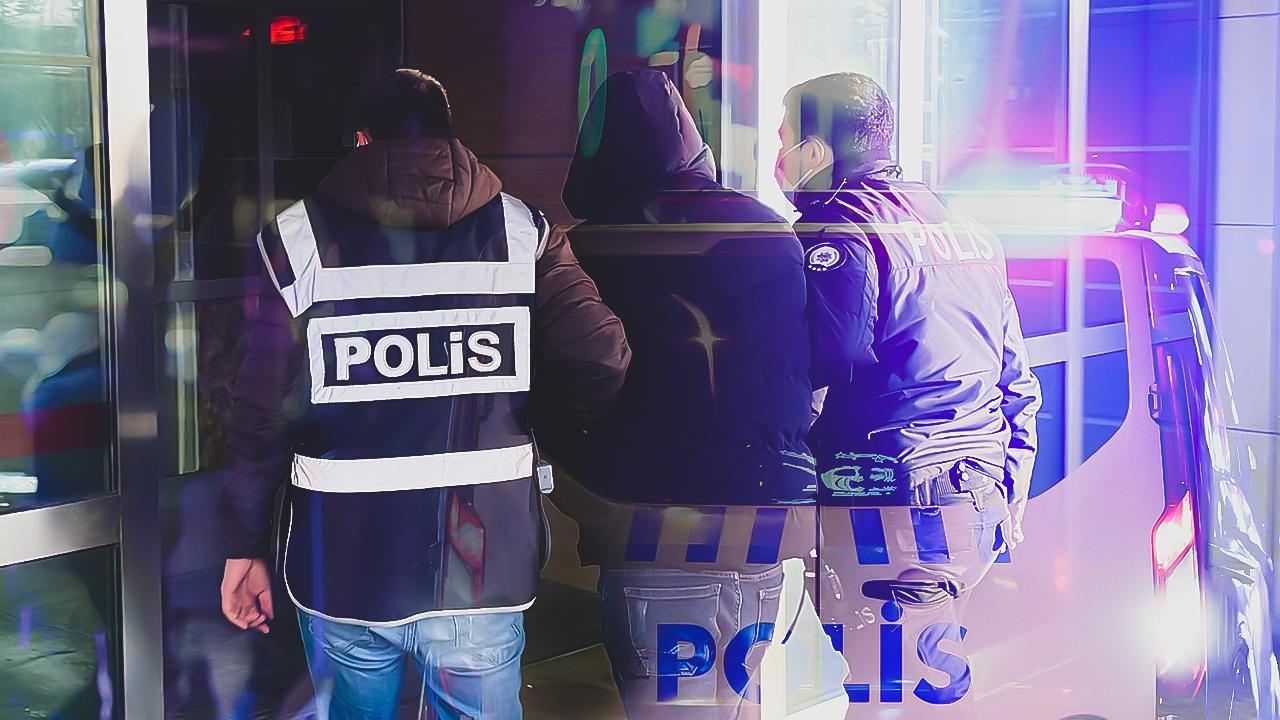 Akdeniz Belediye Başkanı Sarıyıldız ve Belediye Meclis Üyeleri Gözaltına Alındı