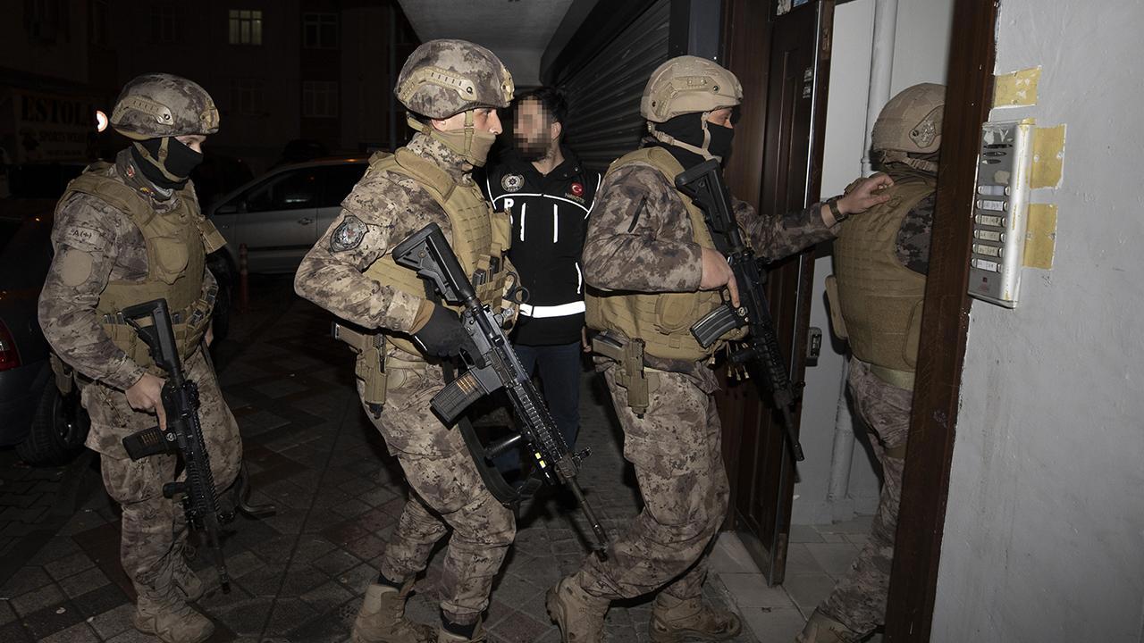 Zehir tacirlerine büyük operasyon: 595 kişi gözaltında!