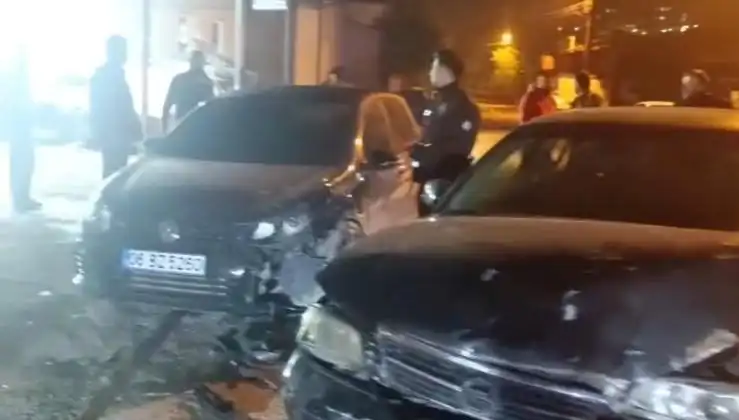 Çevirmeden Kaçarken Kaza Yapan Sürücüler Şokta! İşte O Anlar