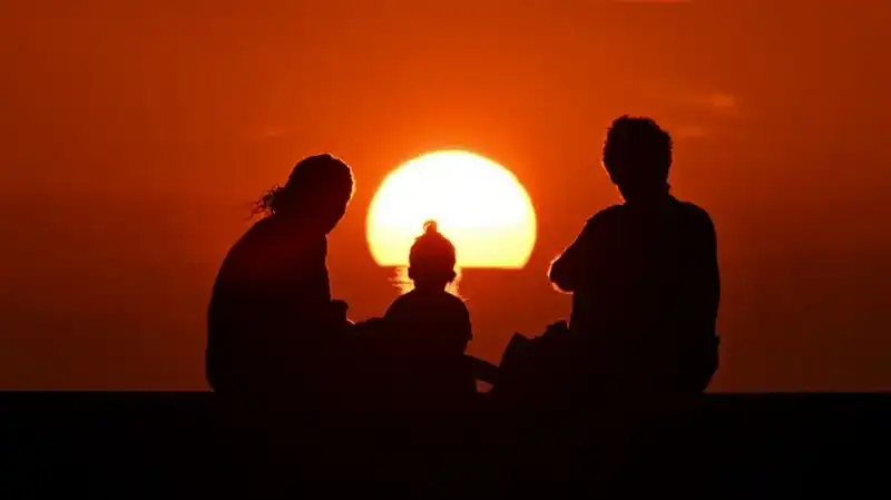Küba'nın Karanlık Günlerinde Güneş Enerjisi Umut Oluyor
