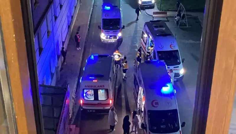 53 Öğrenci Akşam Yemeğinden Neden Hastaneye Kaldırıldı?
