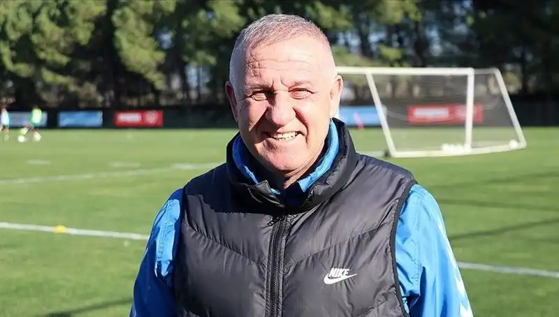 Ankaragücü, Mesut Bakkal ile Yolları Ayrıldı: Yeni Dönem Başlıyor!